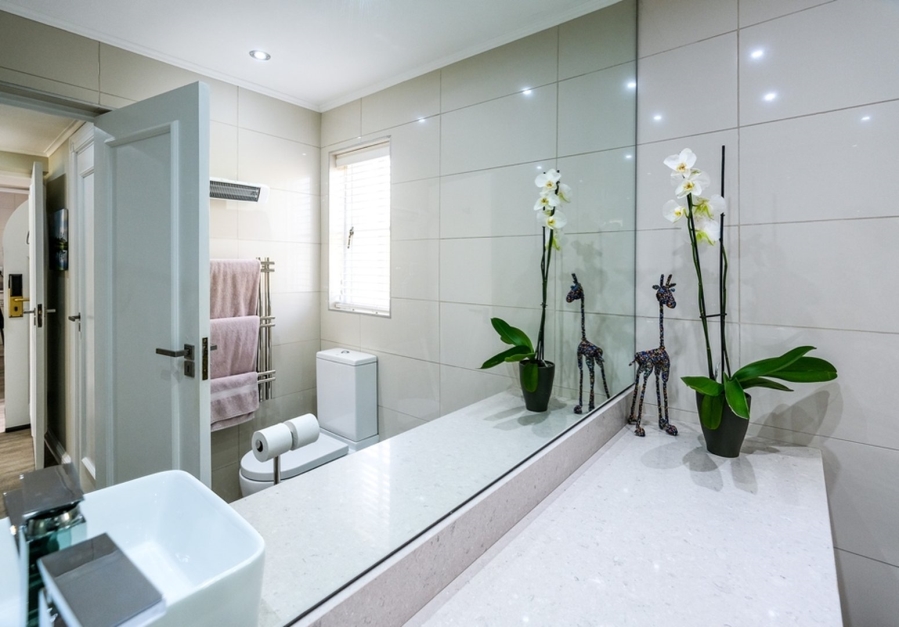 To Let 1 Bedroom Property for Rent in Fancourt Western Cape
